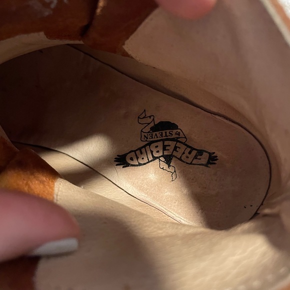 Freebird by Steven Madden Casey boot. Women’s size 7. Brown leather. - Picture 6 of 7